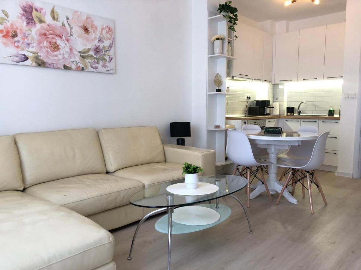 Magnolia Apartment Varna Extérieur photo
