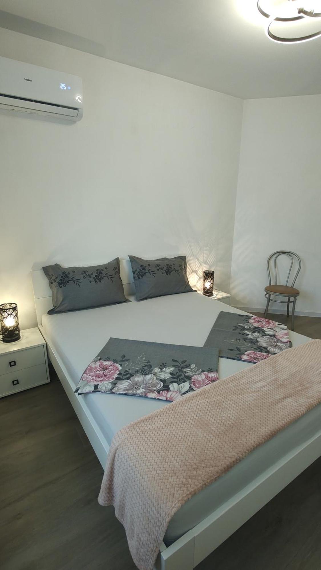 Magnolia Apartment Varna Chambre photo